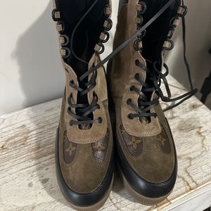 Laureate Platform Desert Boot